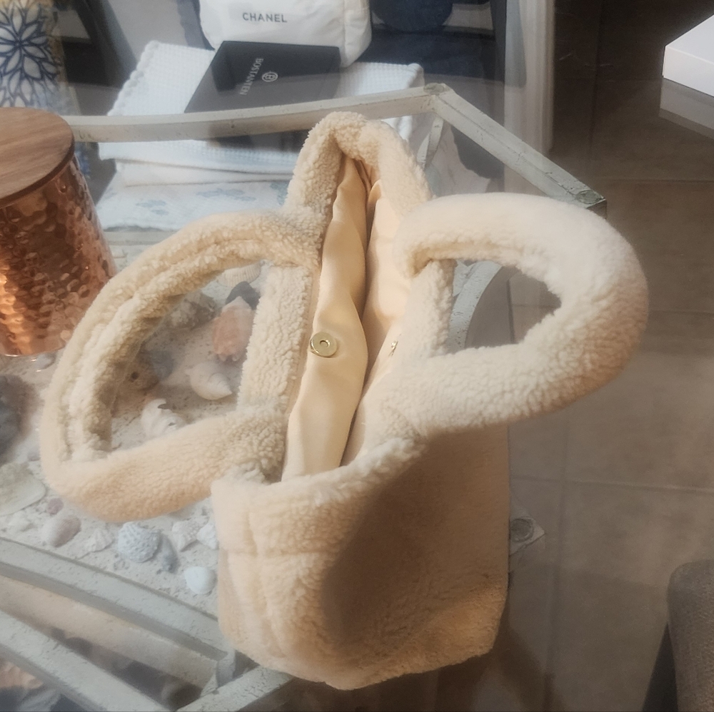Prada Beige Shearling Tote - Picture 13 of 16